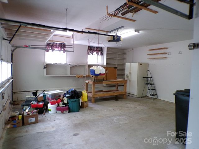 78 Mountain View Estate Road, Hendersonville, NC 28739