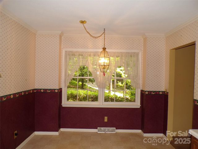 78 Mountain View Estate Road, Hendersonville, NC 28739