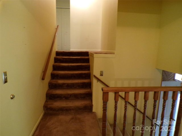 78 Mountain View Estate Road, Hendersonville, NC 28739