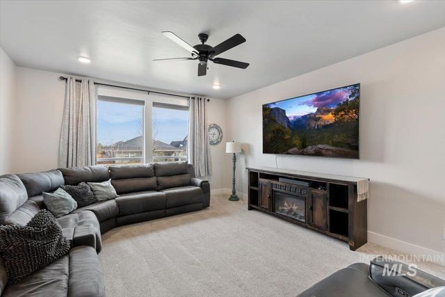 1254 W Tenzing, Nampa, ID 83686