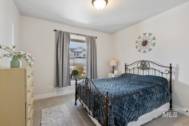 1254 W Tenzing, Nampa, ID 83686