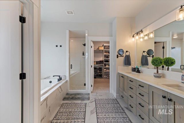 1254 W Tenzing, Nampa, ID 83686