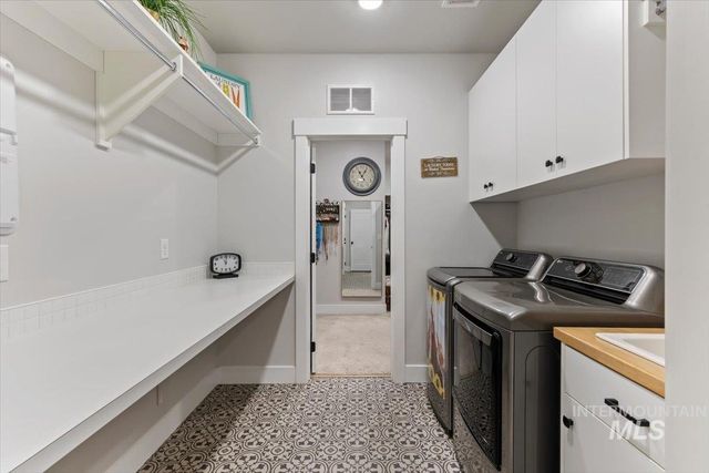 1254 W Tenzing, Nampa, ID 83686