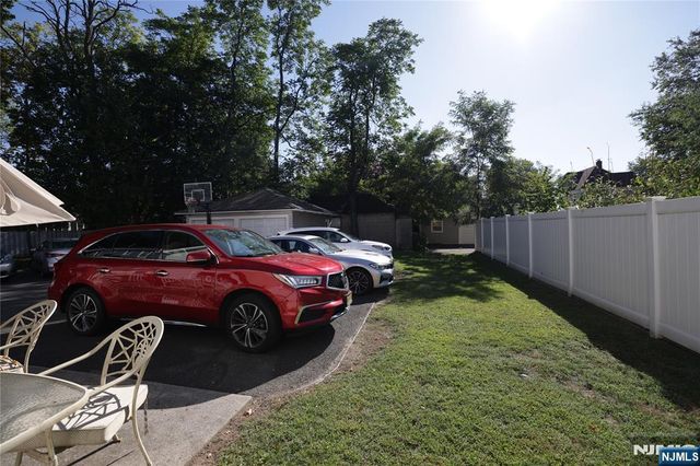 59 Spring Valley Avenue, Hackensack, NJ 07601