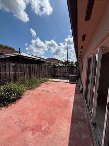 13781 SW 171st Ter, Miami, FL 33177