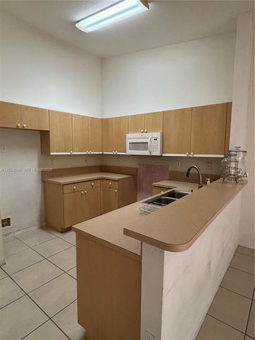 13781 SW 171st Ter, Miami, FL 33177