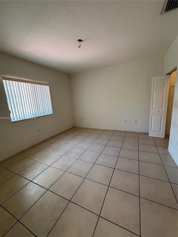 13781 SW 171st Ter, Miami, FL 33177