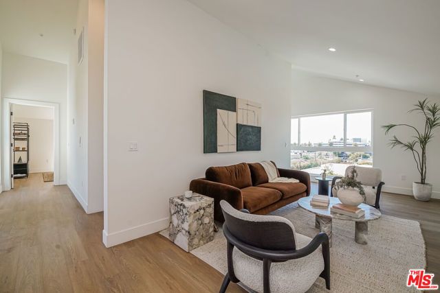 611 N Virgil Avenue 506, Los Angeles, CA 90029