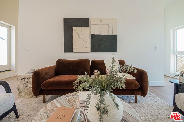 611 N Virgil Avenue 506, Los Angeles, CA 90029