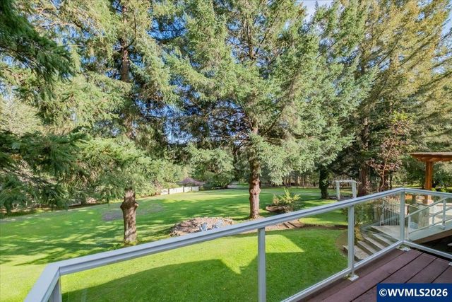 7955 NW Hope Dr, Corvallis, OR 97330