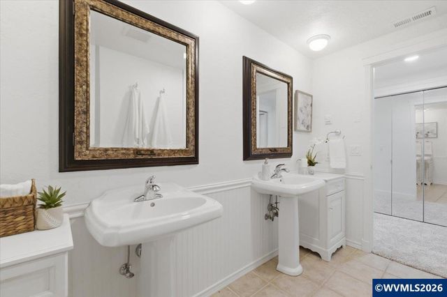 7955 NW Hope Dr, Corvallis, OR 97330