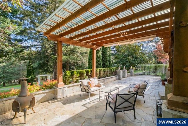 7955 NW Hope Dr, Corvallis, OR 97330