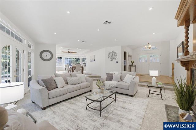 7955 NW Hope Dr, Corvallis, OR 97330