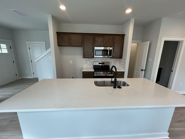 210 Augusta Way, Burns, TN 37029