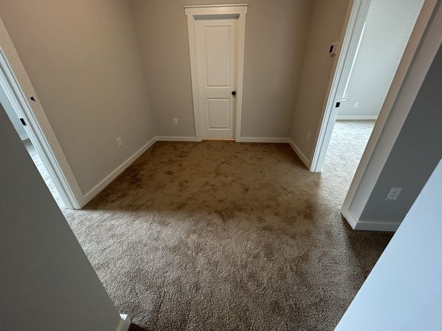 210 Augusta Way, Burns, TN 37029