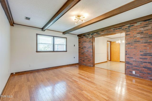 119 Southgate Drive, Elizabethton, TN 37643