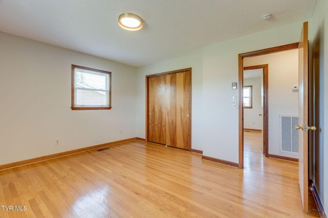 119 Southgate Drive, Elizabethton, TN 37643