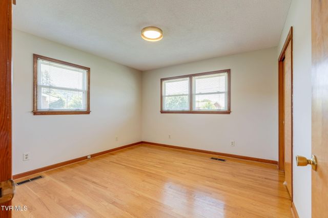 119 Southgate Drive, Elizabethton, TN 37643