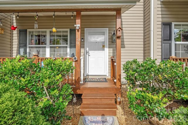 109 Loch Haven Road, Swannanoa, NC 28778