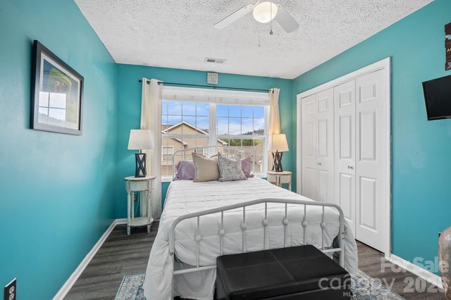 109 Loch Haven Road, Swannanoa, NC 28778