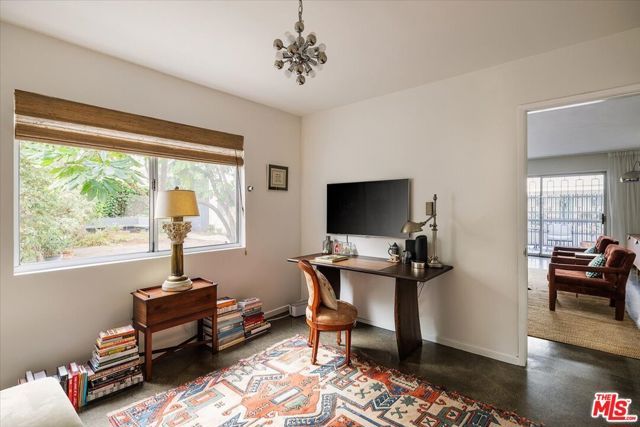 4343 Finley Avenue 2, Los Angeles, CA 90027