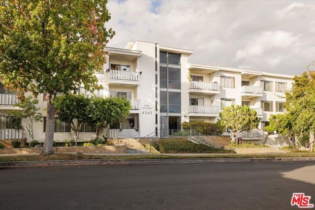 4343 Finley Avenue 2, Los Angeles, CA 90027