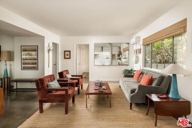 4343 Finley Avenue 2, Los Angeles, CA 90027