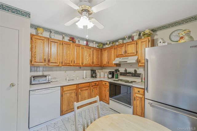 12 Quail Run Drive, Deer Park, NY 11729