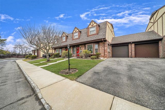 12 Quail Run Drive, Deer Park, NY 11729