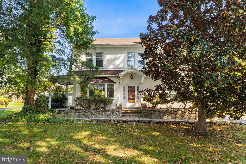 1633 SHERIDAN LN, WEST NORRITON, PA 19403 — exterior