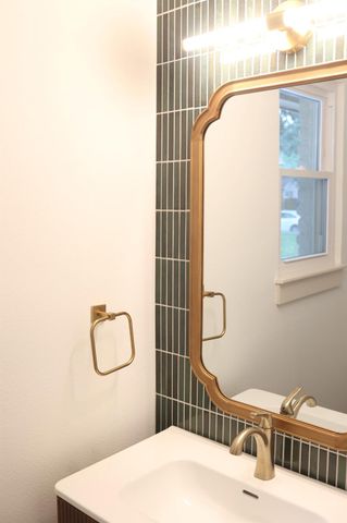 6214 Yarwell Drive, Houston, TX 77096