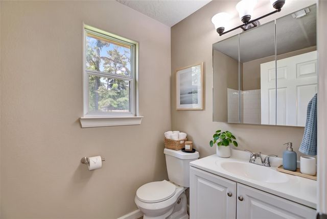 10731 Royal Terrell Drive, Conroe, TX 77303