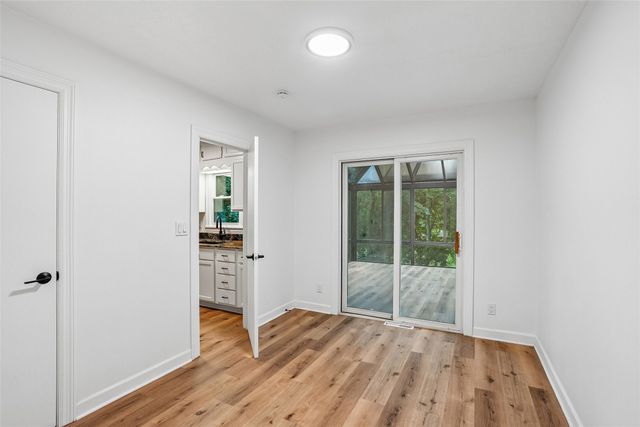 3214 Fairlane Drive, Des Moines, IA 50315