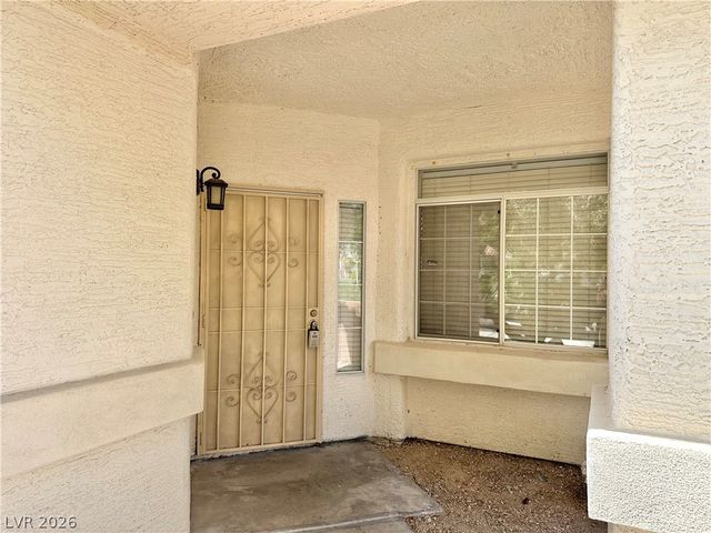 8316 Windchase Avenue, Las Vegas, NV 89129