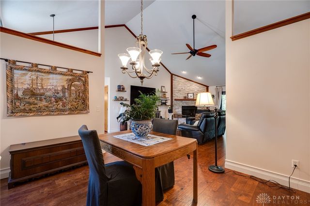 849 Wind Bluff Point, Springboro, OH 45066