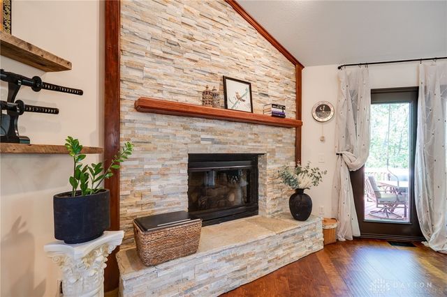 849 Wind Bluff Point, Springboro, OH 45066