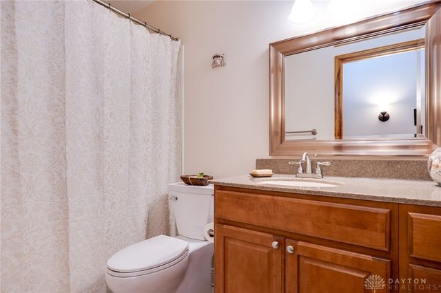 849 Wind Bluff Point, Springboro, OH 45066