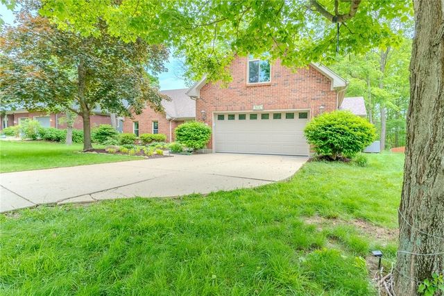 849 Wind Bluff Point, Springboro, OH 45066