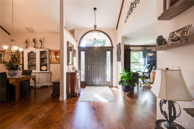 849 Wind Bluff Point, Springboro, OH 45066