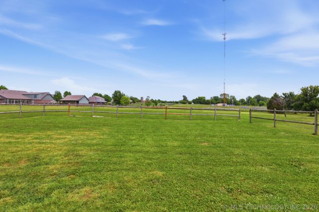 12453 N 167th East Avenue, Collinsville, OK 74021
