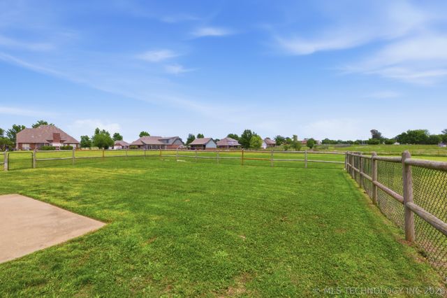 12453 N 167th East Avenue, Collinsville, OK 74021