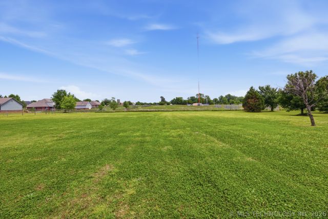 12453 N 167th East Avenue, Collinsville, OK 74021