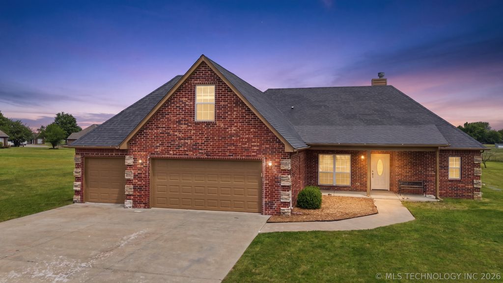 12453 N 167th East Avenue, Collinsville, OK 74021