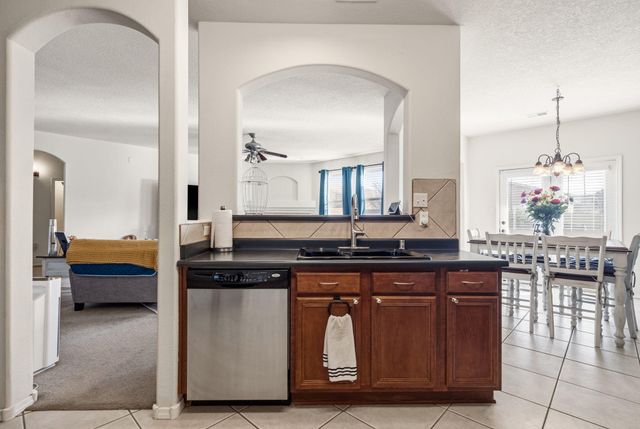 3601 High Plains Street SW, Los Lunas, NM 87031