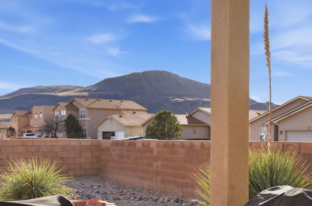 3601 High Plains Street SW, Los Lunas, NM 87031