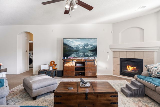 3601 High Plains Street SW, Los Lunas, NM 87031