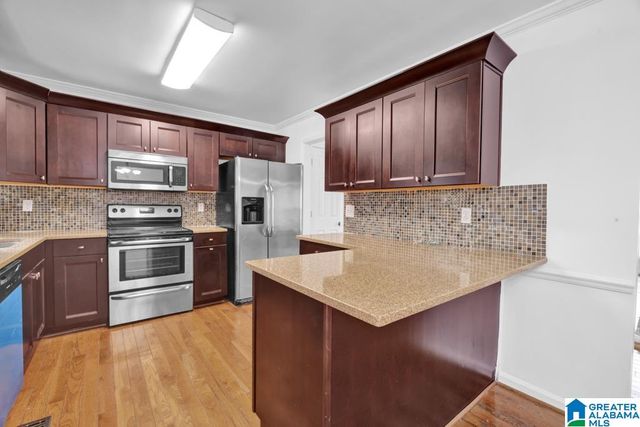 1108 WILLOW CREEK COURT, Alabaster, AL 35007