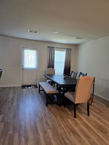 333 S HOPSON Street, Van Alstyne, TX 75495
