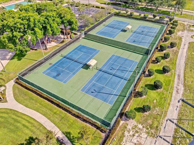 237 Charter Way 237, West Palm Beach, FL 33407