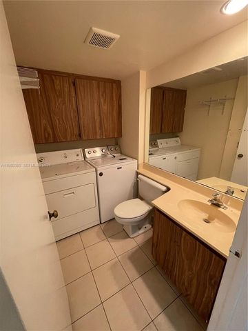 237 Charter Way 237, West Palm Beach, FL 33407